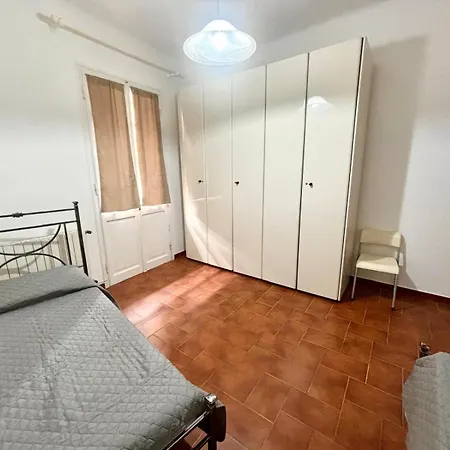 Casa Del Fiorista Apartment *