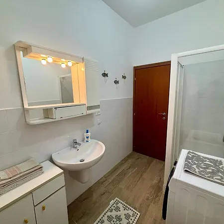 Casa Del Fiorista Apartment *